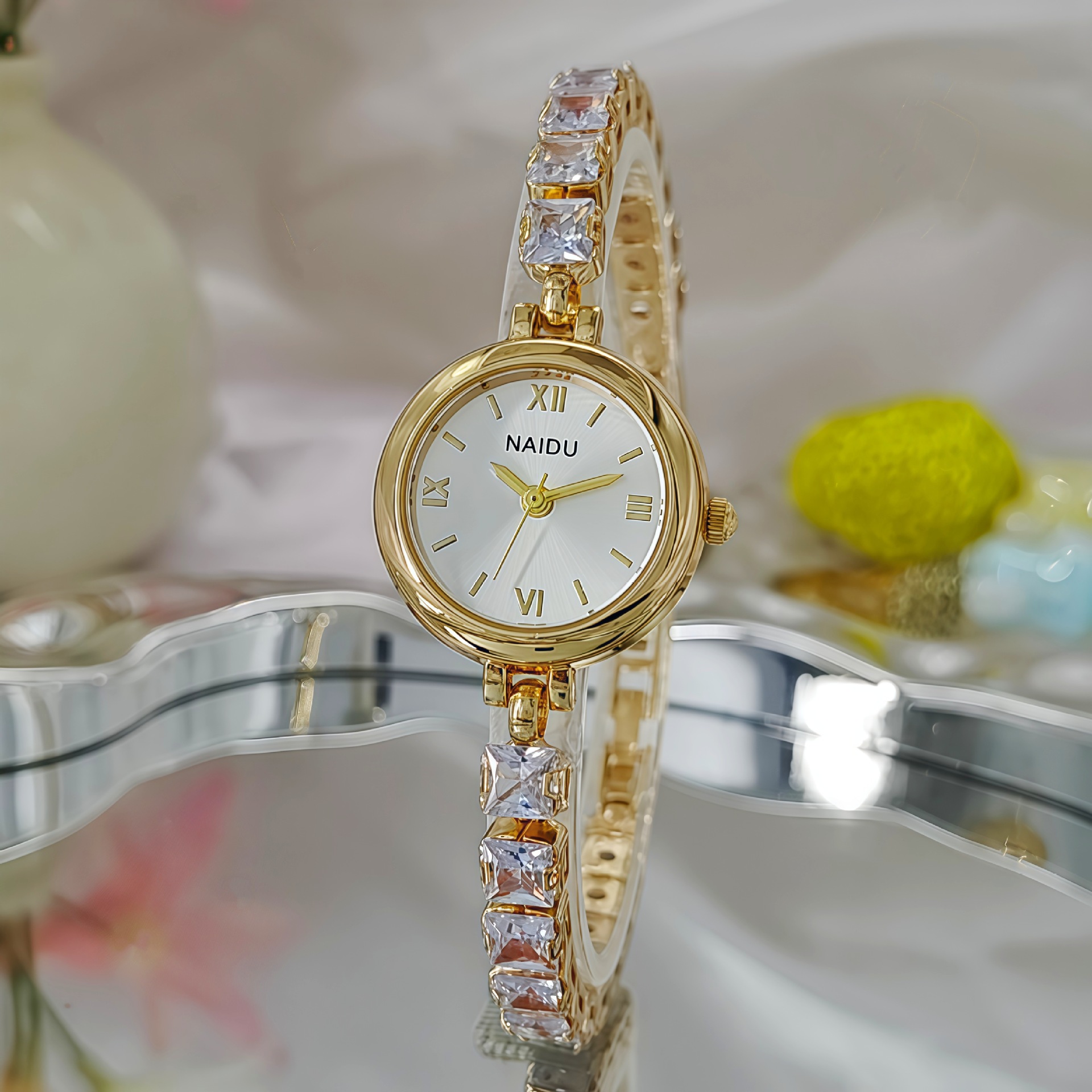Luxury Watch Level - Nuevo reloj de pulsera con incrustaciones