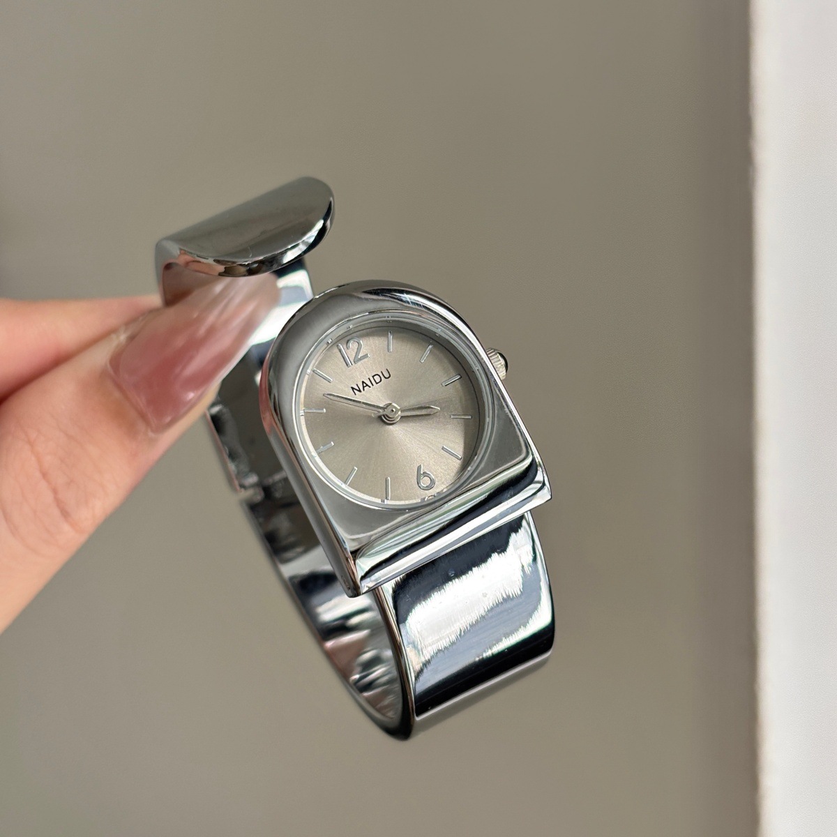 Reloj de Pulsera Dorado Nuevo  - Luxury Watch Level reseña y precio