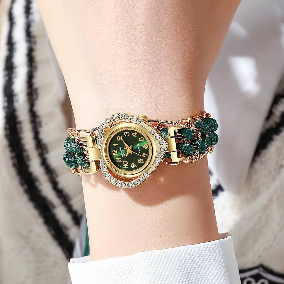 Relojes de Mujer con esfera de - Open Heart Watch reseña y precio