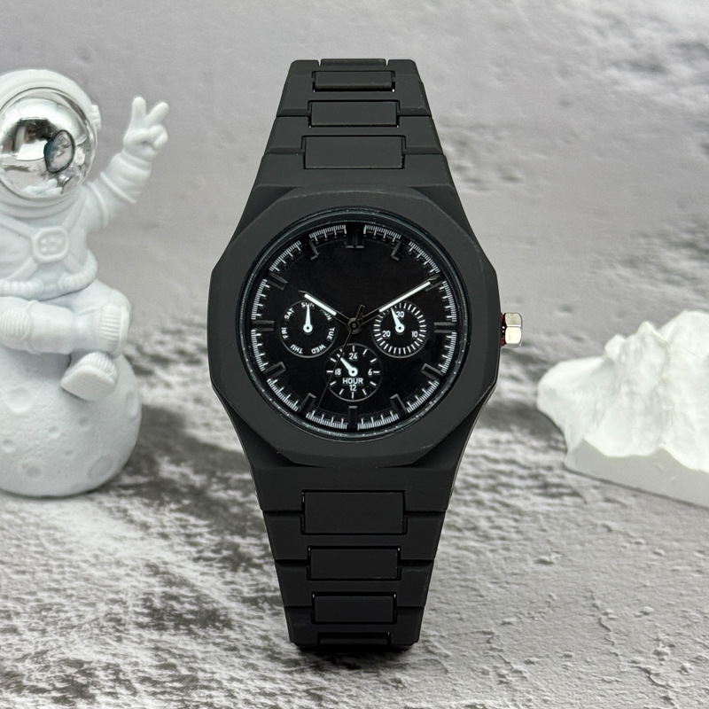Reloj de pulsera de cuarzo de  - Luxury Watch Name reseña y precio